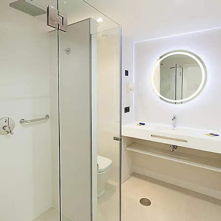 Centre - Adults Only Μπένιντορμ