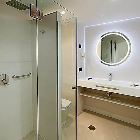 Hotel Centre - Adults Only