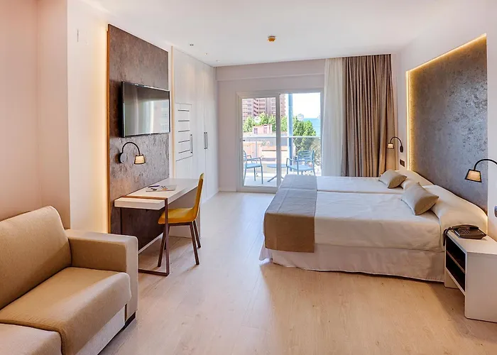 Hotel Centre - Adults Only 4*