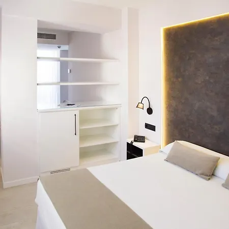 Centre - Adults Only Hotel