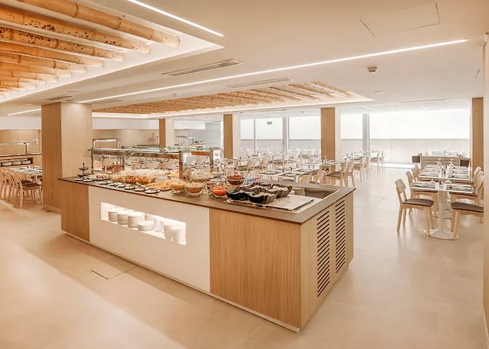 Hotel Centre - Adults Only 4*