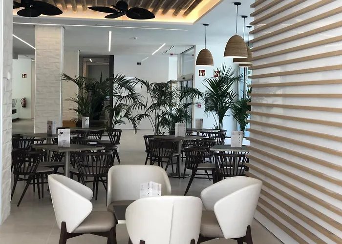 Centre - Adults Only